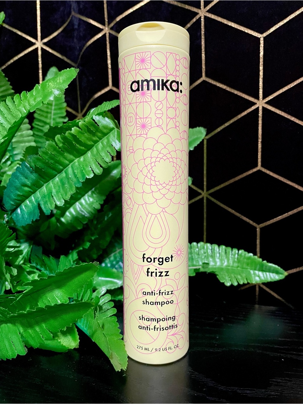 Amika Forget Frizz Anti-Frizz Shampoo
